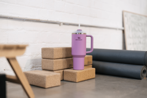 Fľaša STANLEY The Quencher H2.O FlowState™ Tumbler 1.18l lilac - Image 2