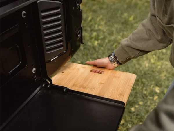 Výsuvná kempingová kuchyně Front Runner Drop Down Tailgate Table - Image 4