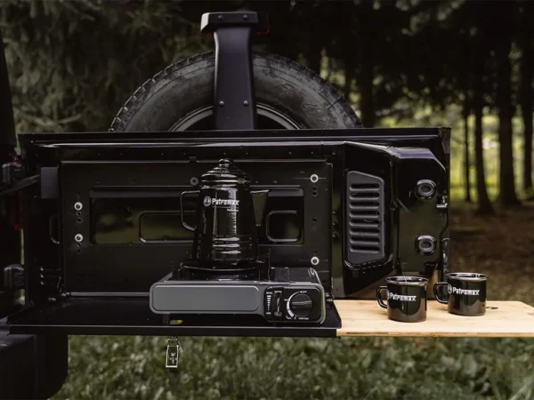 Výsuvná kempingová kuchyně Front Runner Drop Down Tailgate Table
